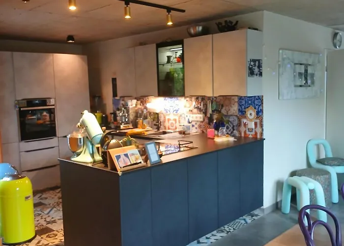Modernes Haus nahe Köln Zentrum- mindestens 6 Nächte
