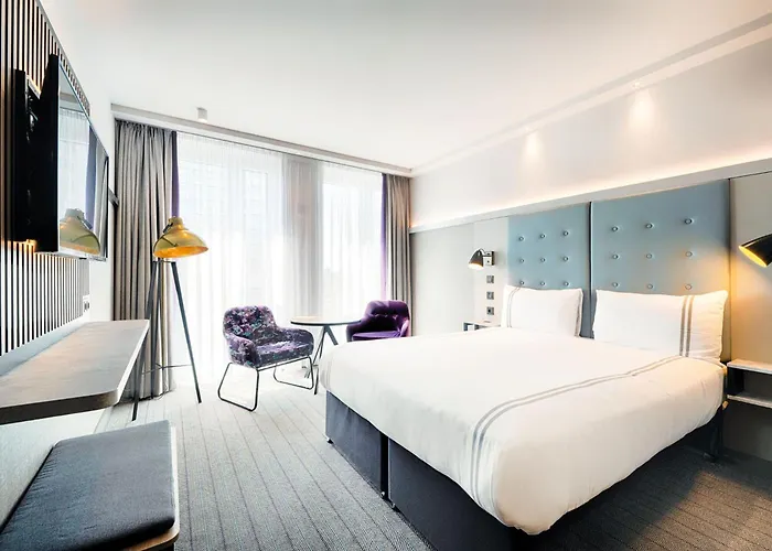 Premier Inn Köln City Mediapark